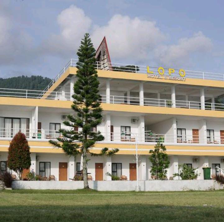 Lapo Hotel & Resort
